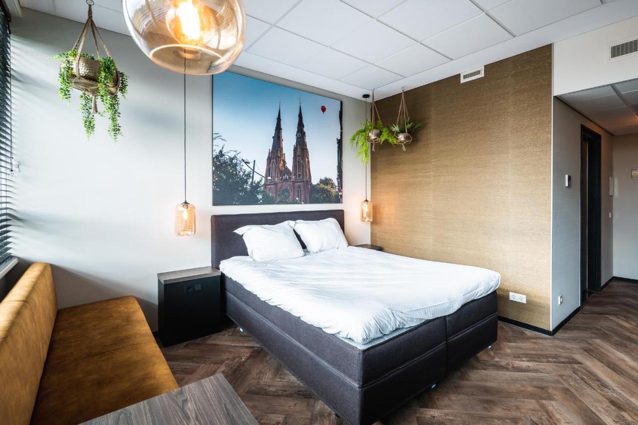 Hotel Onderwijshotel De Rooi Pannen 3*